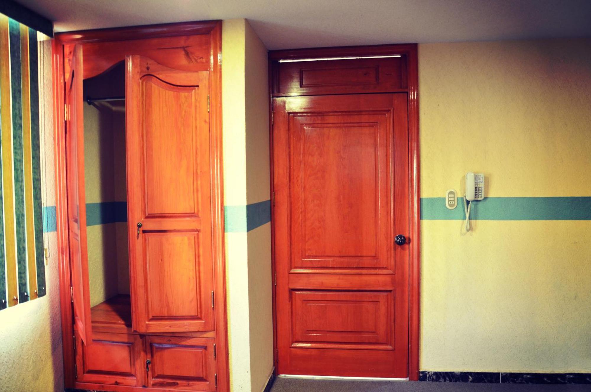Hotel Posada Kenmar Уэхоцинго Экстерьер фото